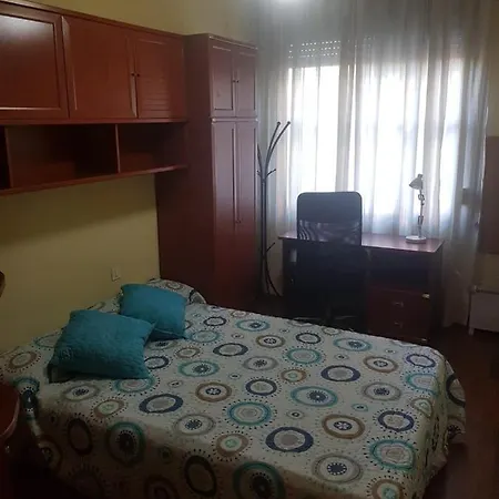 Piso Centro Ciudad, Garaje, Para 6 Huespedes Διαμέρισμα *