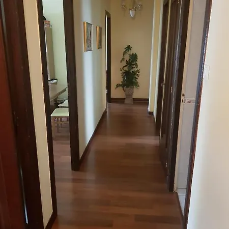 Piso Centro Ciudad, Garaje, Para 6 Huespedes Διαμέρισμα